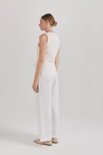 Elegant, wide, white linen trousers - Image 2