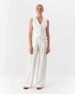 Elegant wide leg white hemp trousers