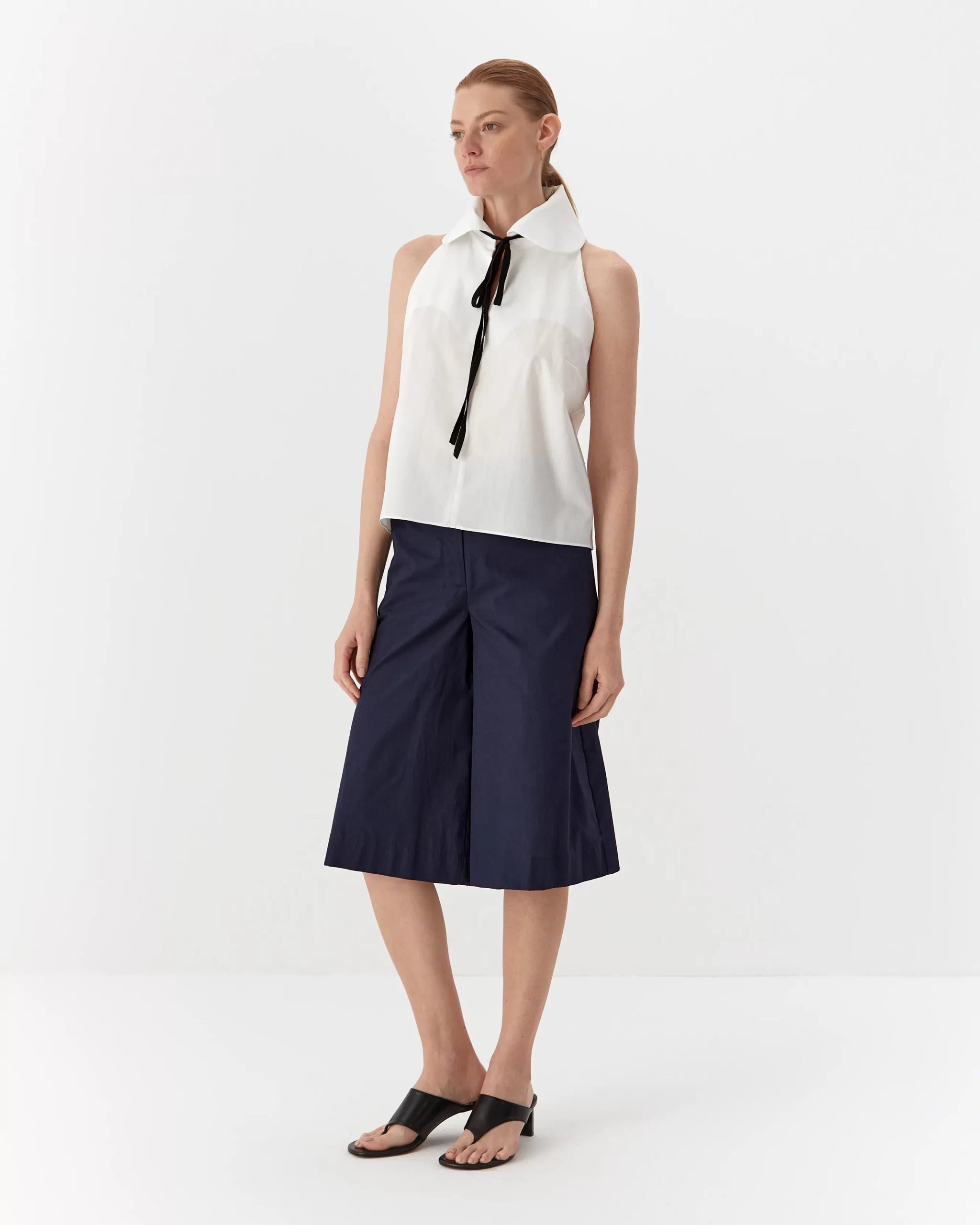 ipanomi2_25372-scaled-1.jpg Elegant top in organic cotton, midi, white - Image 1