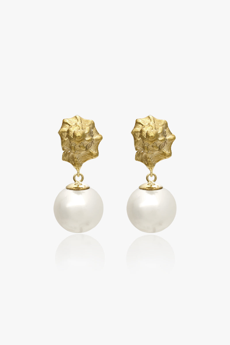 Cercei_Shell_pearl_drop_yellow_gold.jpg Big Pearl Earrings - Image 1
