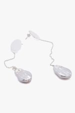 Shape Pearl Earrings - Image 2