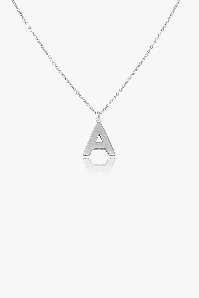 PsmsPkqslp_ColierletterDaiana_whitegold.jpg Letter necklace - Image 1
