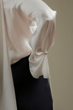 Aura Blouse Beige - Image 3