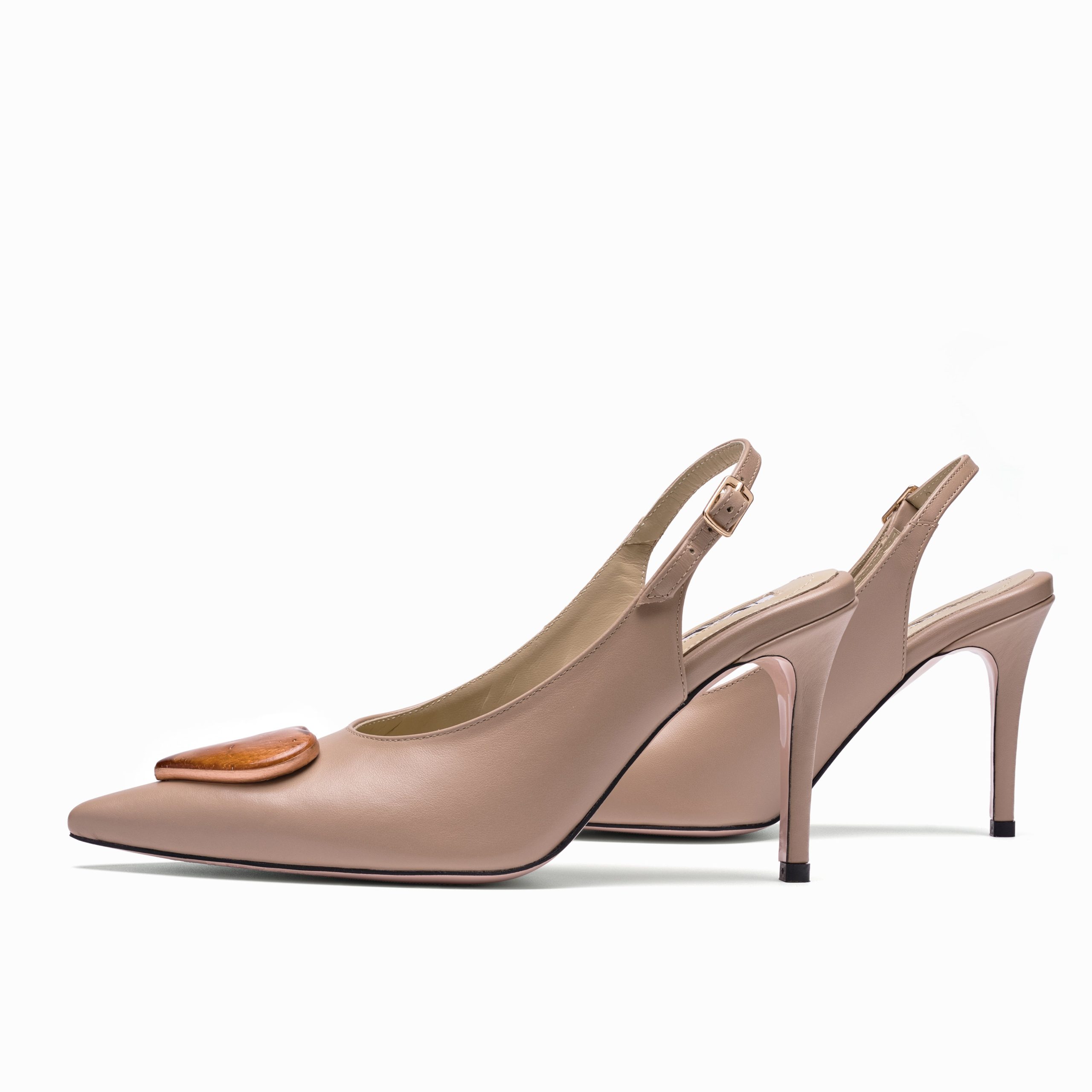 leather_slingback_stilettos_beige_with_gold_glass_hearts_cognac.jpg YOKO Slingback Nude Amour Cognac - Image 1